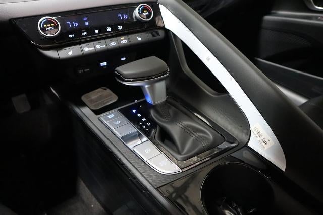 2026 Hyundai ELANTRA Limited IVT