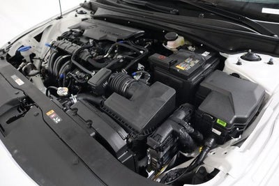 2026 Hyundai ELANTRA Limited IVT