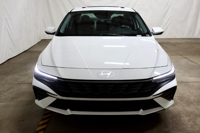 2026 Hyundai ELANTRA Limited IVT