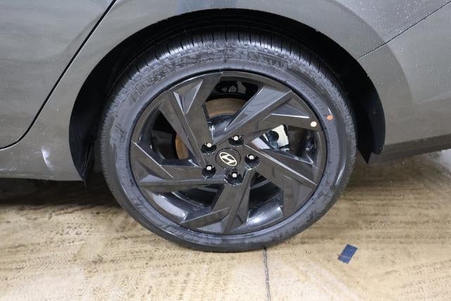 2026 Hyundai ELANTRA SEL Sport Premium IVT