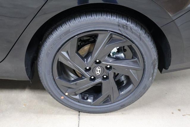 2026 Hyundai ELANTRA SEL Sport Premium IVT