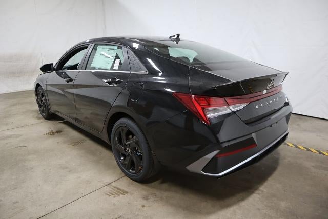 2026 Hyundai ELANTRA SEL Sport Premium IVT