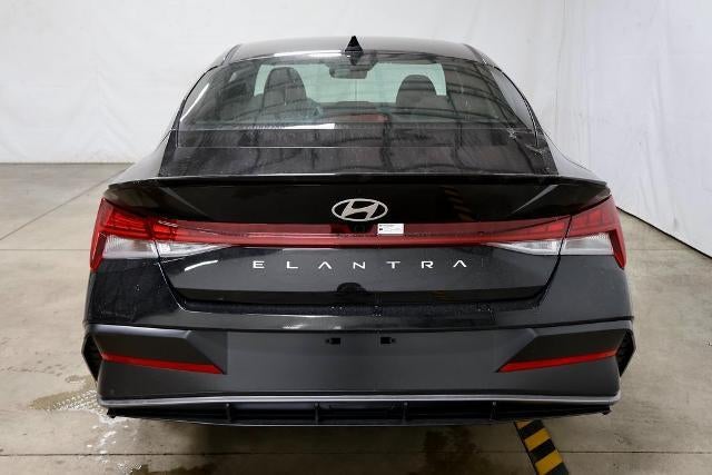 2026 Hyundai ELANTRA SEL Sport Premium IVT