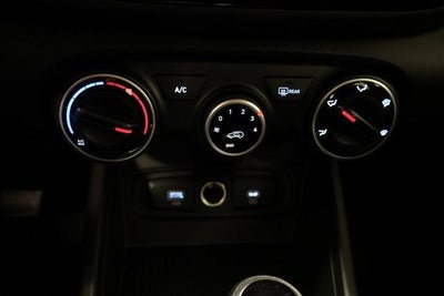 2026 Hyundai VENUE SE FWD