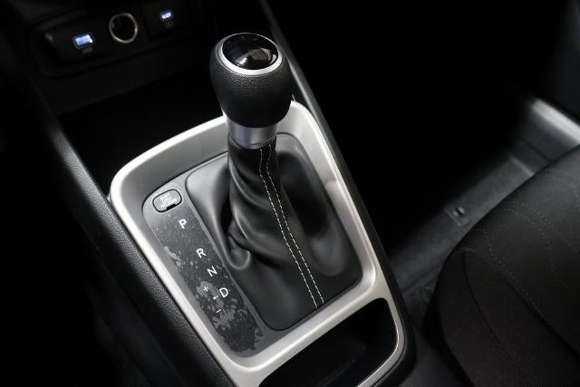 2026 Hyundai VENUE SE FWD