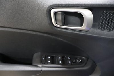 2026 Hyundai VENUE SE FWD