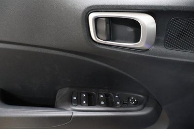 2026 Hyundai VENUE SE FWD