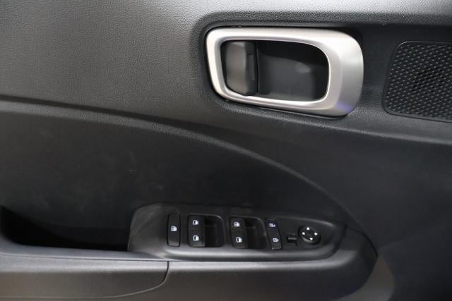 2026 Hyundai VENUE SE FWD