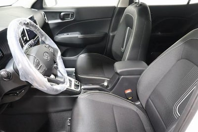 2026 Hyundai VENUE SEL FWD w/Two-Tone Roof