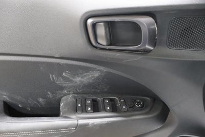 2026 Hyundai VENUE SEL FWD w/Two-Tone Roof