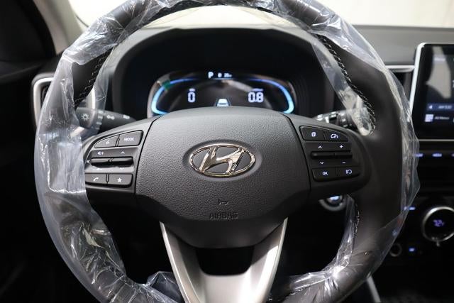 2026 Hyundai VENUE SEL FWD w/Two-Tone Roof