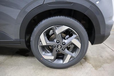 2026 Hyundai VENUE SEL FWD w/Two-Tone Roof