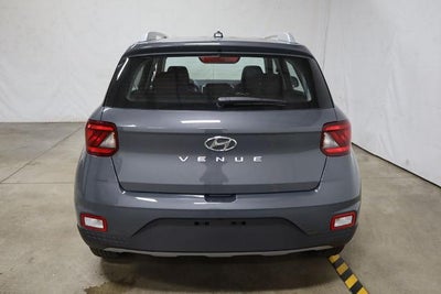 2026 Hyundai VENUE SEL FWD w/Two-Tone Roof