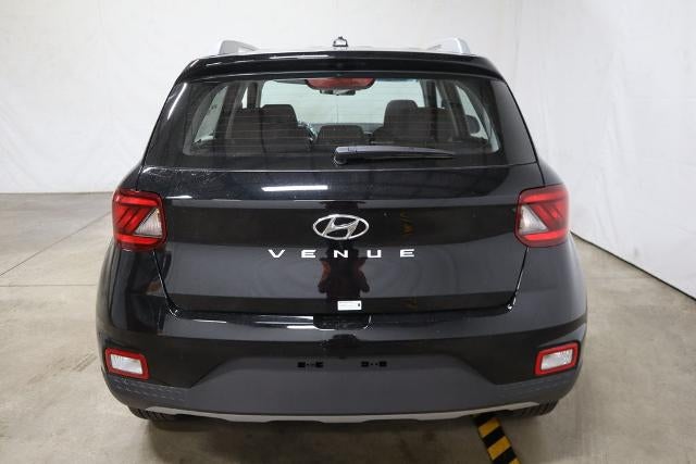 2026 Hyundai VENUE SEL FWD