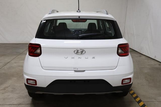 2026 Hyundai VENUE SEL FWD