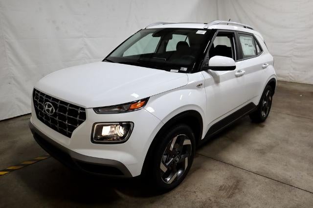 2026 Hyundai VENUE SEL FWD