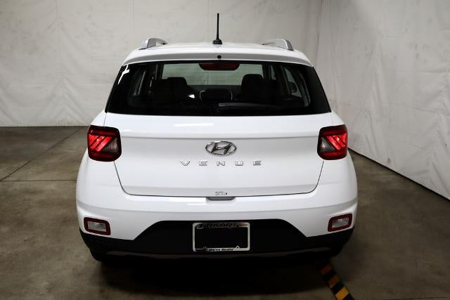 2026 Hyundai VENUE SEL FWD