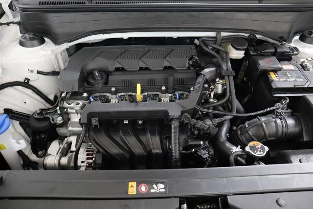 2026 Hyundai VENUE SEL FWD w/Two-Tone Roof