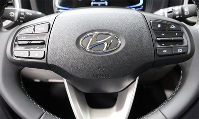 2025 Hyundai VENUE SEL IVT