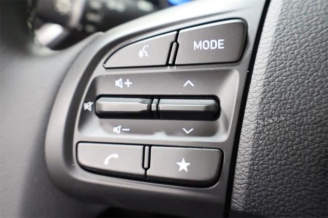 2025 Hyundai VENUE SEL IVT