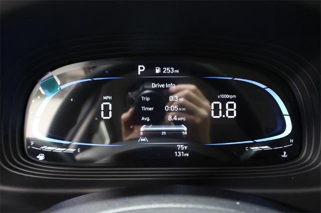 2025 Hyundai VENUE SEL IVT