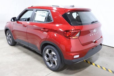 2025 Hyundai VENUE SEL IVT