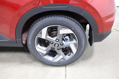 2025 Hyundai VENUE SEL IVT