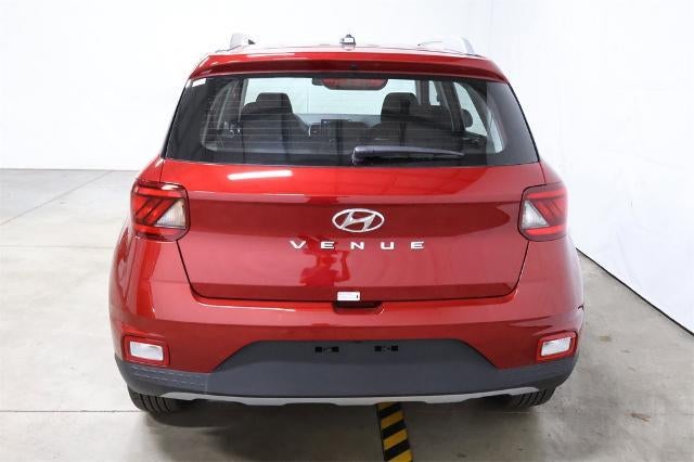 2025 Hyundai VENUE SEL IVT