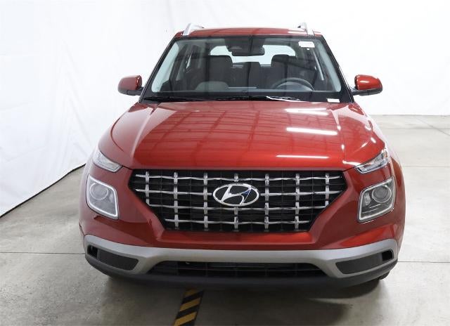 2025 Hyundai VENUE SEL IVT