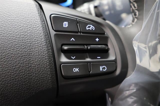 2025 Hyundai VENUE SEL IVT