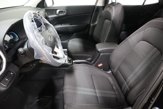 2026 Hyundai VENUE SEL FWD w/Two-Tone Roof