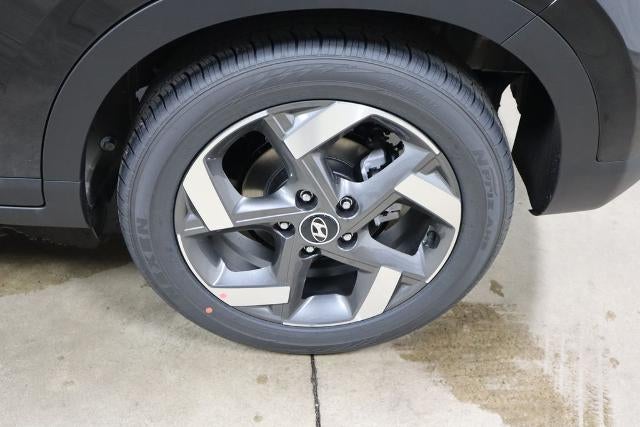 2026 Hyundai VENUE SEL FWD w/Two-Tone Roof