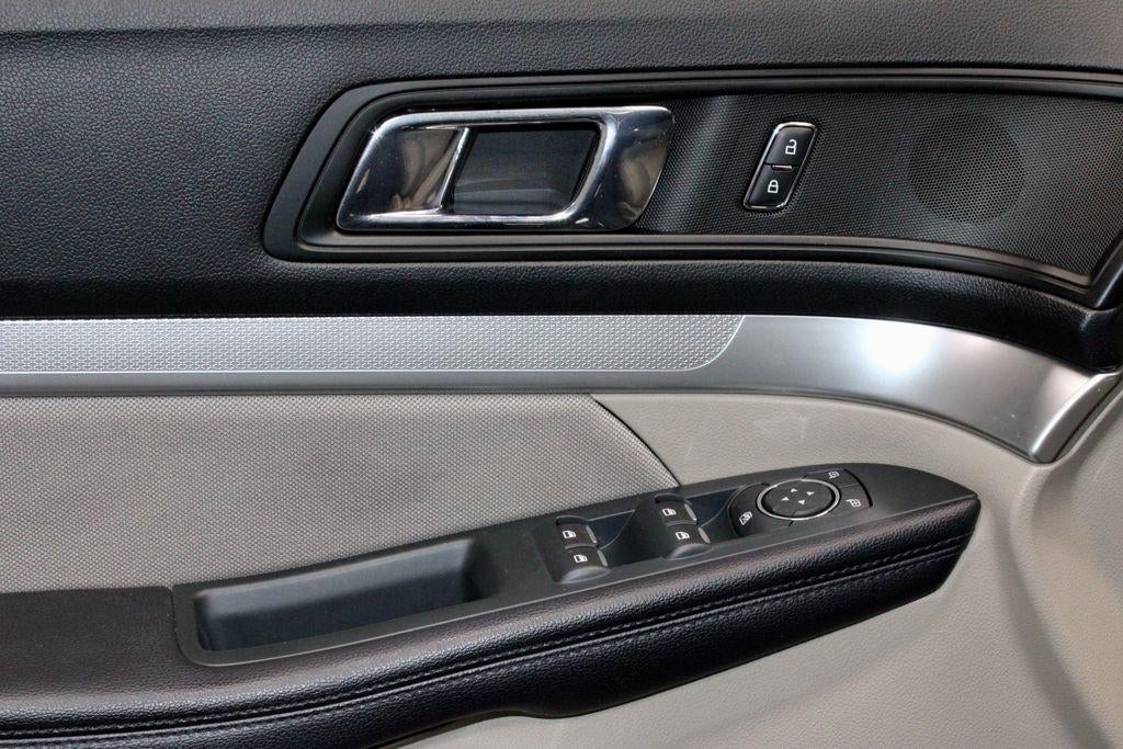 2018 Ford Explorer Base