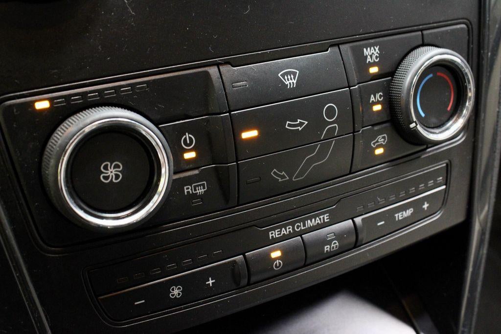 2018 Ford Explorer Base