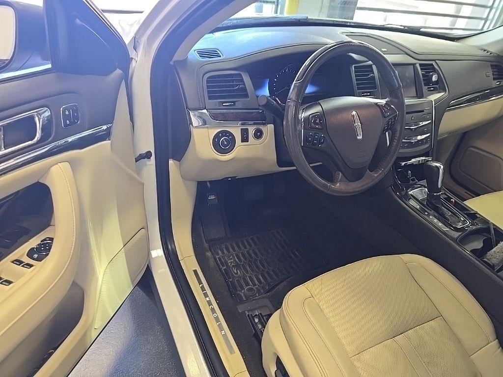 2014 Lincoln MKS Base