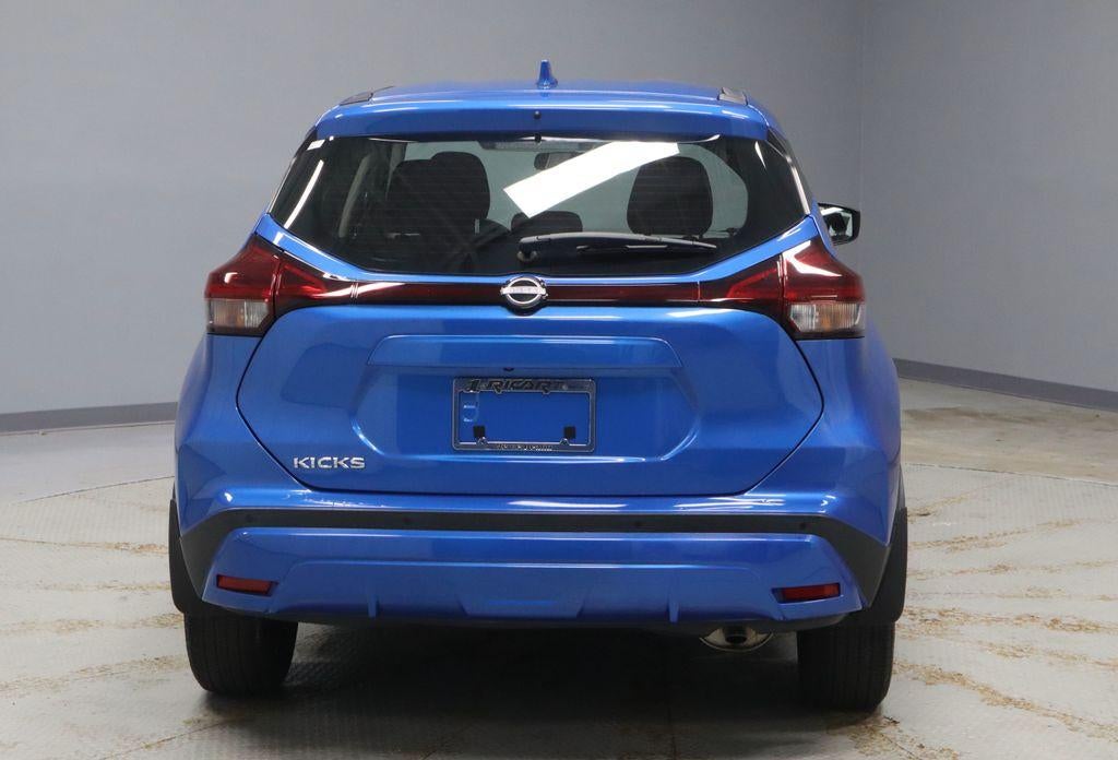 2022 Nissan Kicks S