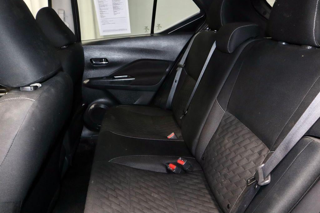 2022 Nissan Kicks SV