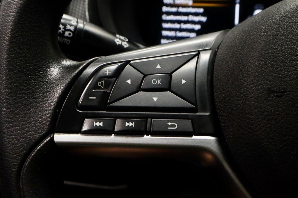 2022 Nissan Kicks SV