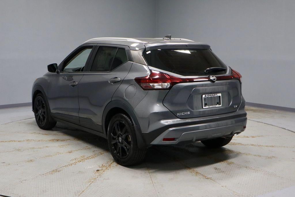 2022 Nissan Kicks SV