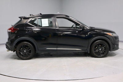 2021 Nissan Kicks SR