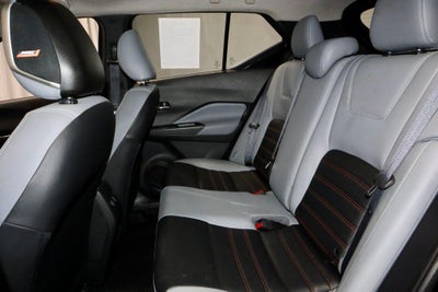 2021 Nissan Kicks SR