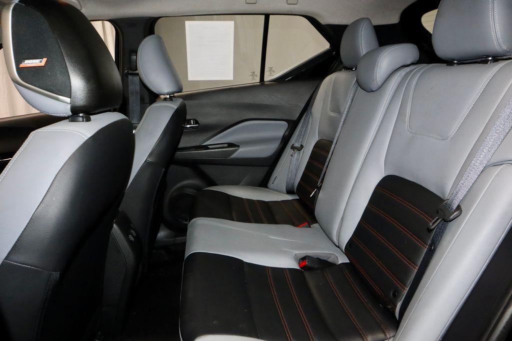 2021 Nissan Kicks SR