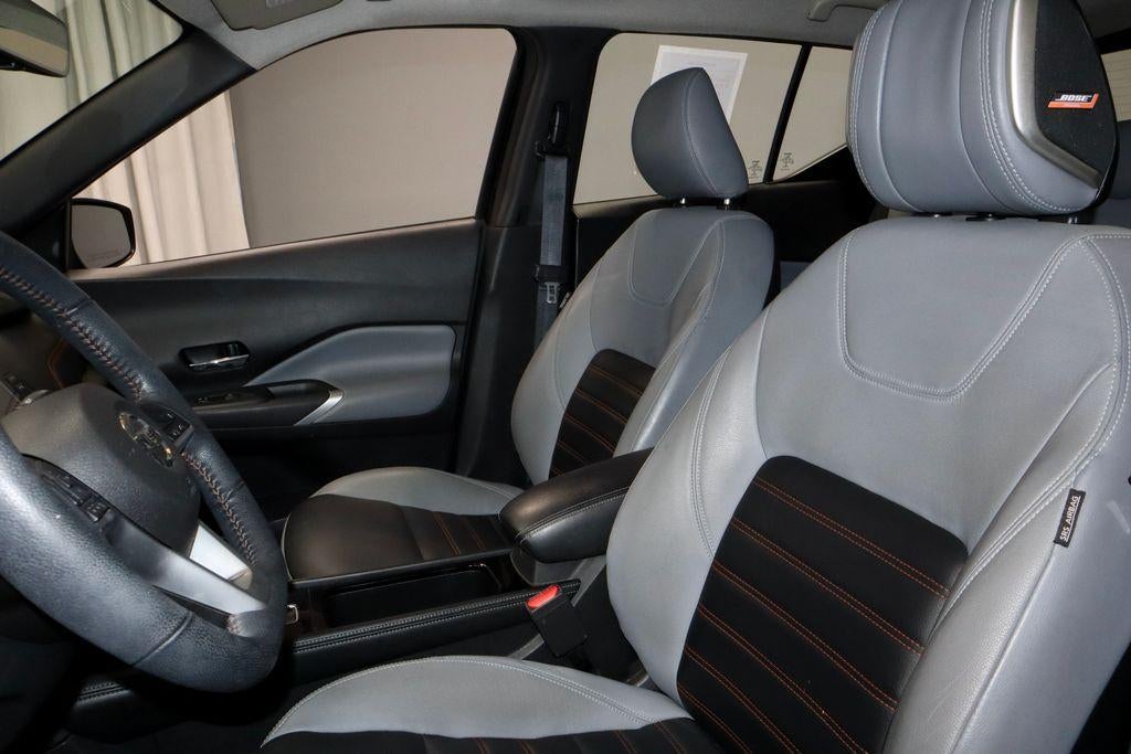 2021 Nissan Kicks SR