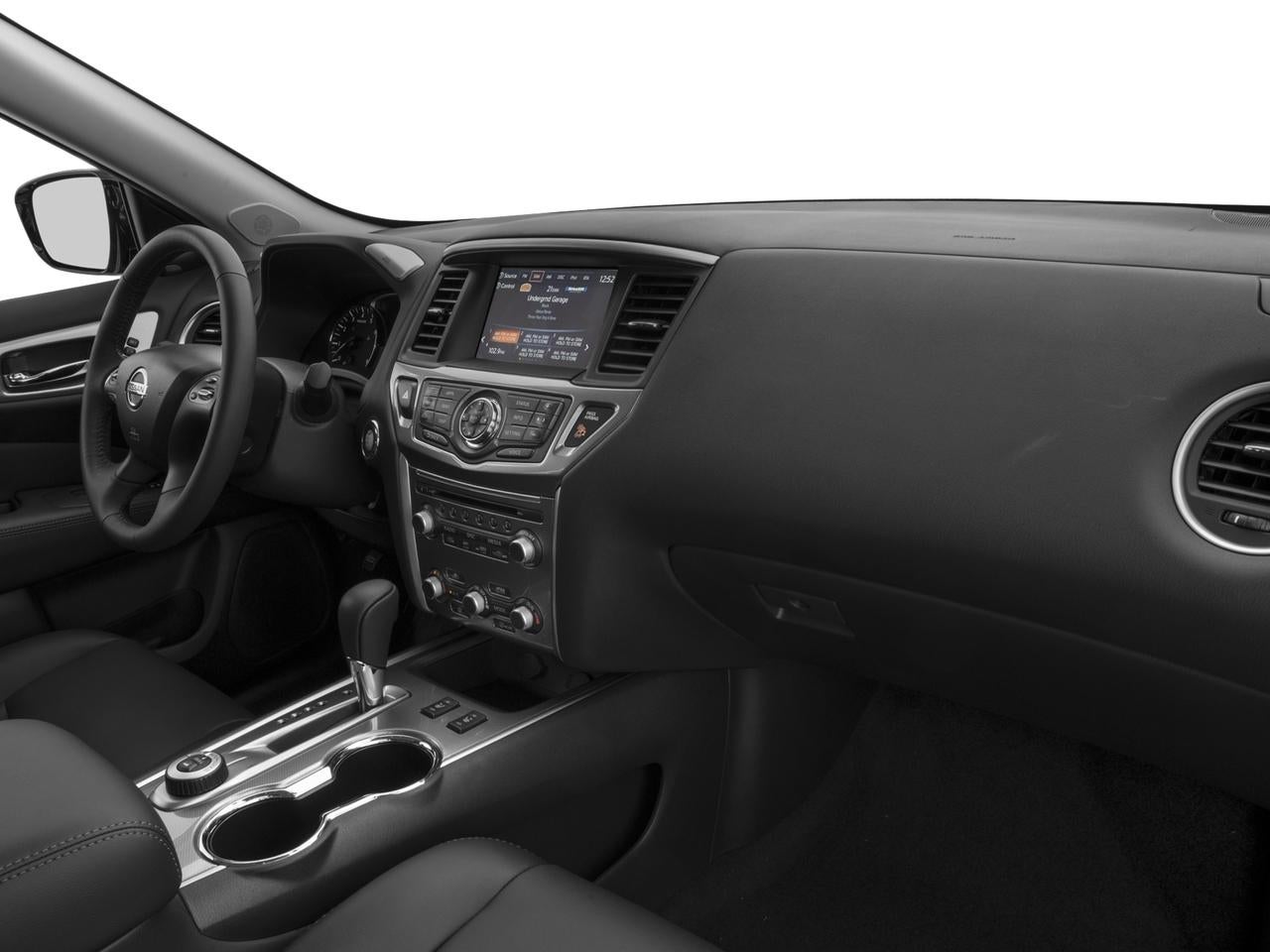 2017 Nissan Pathfinder SL