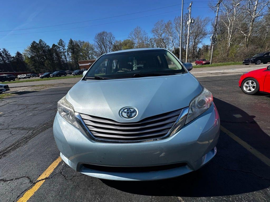 2015 Toyota Sienna XLE