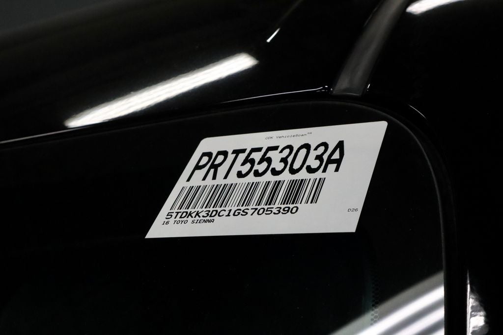 2016 Toyota Sienna LE