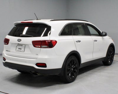 2019 Kia Sorento S V6