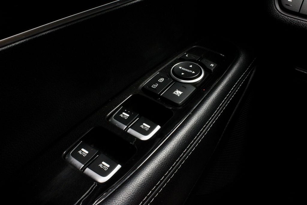 2019 Kia Sorento S V6