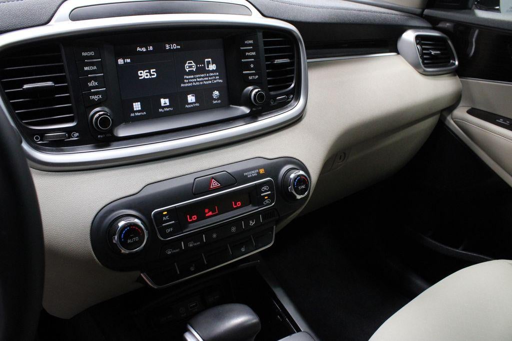 2020 Kia Sorento LX