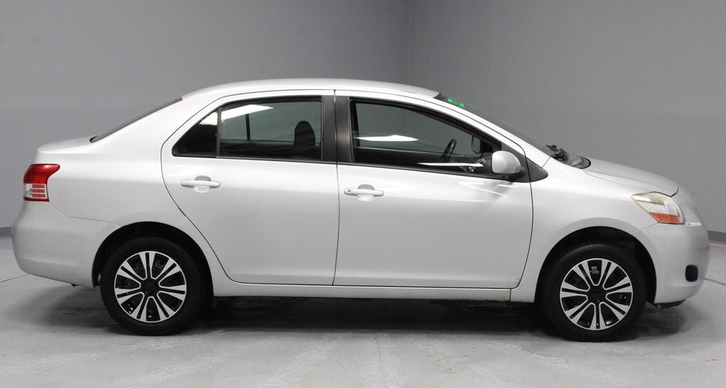 2010 Toyota Yaris Base